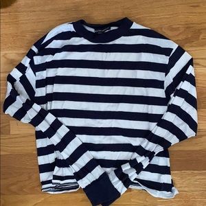 Brandy Melville long sleeved shirt